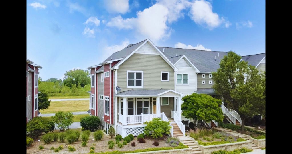 Photo for 1420 Broadway Street #1420, Blue Island, IL 60406 (MLS # 12453713)