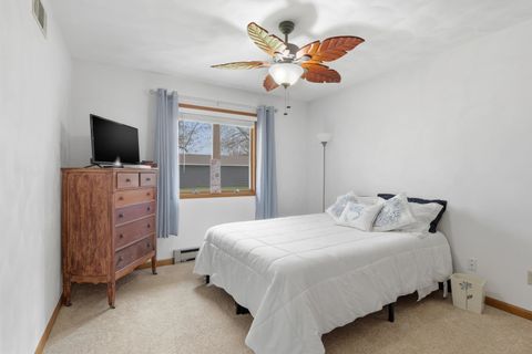 Tiny photo for 944 S Iowa Street #2, Geneseo, IL 61254 (MLS # 12615534)