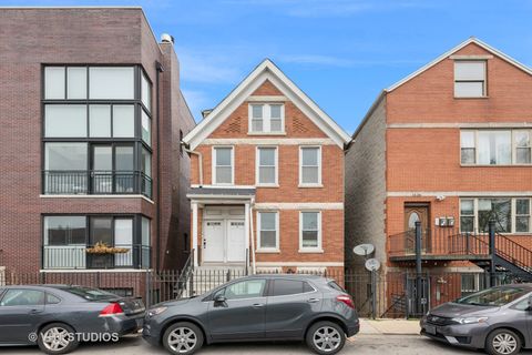 1640 W Blackhawk Street Chicago IL 60622