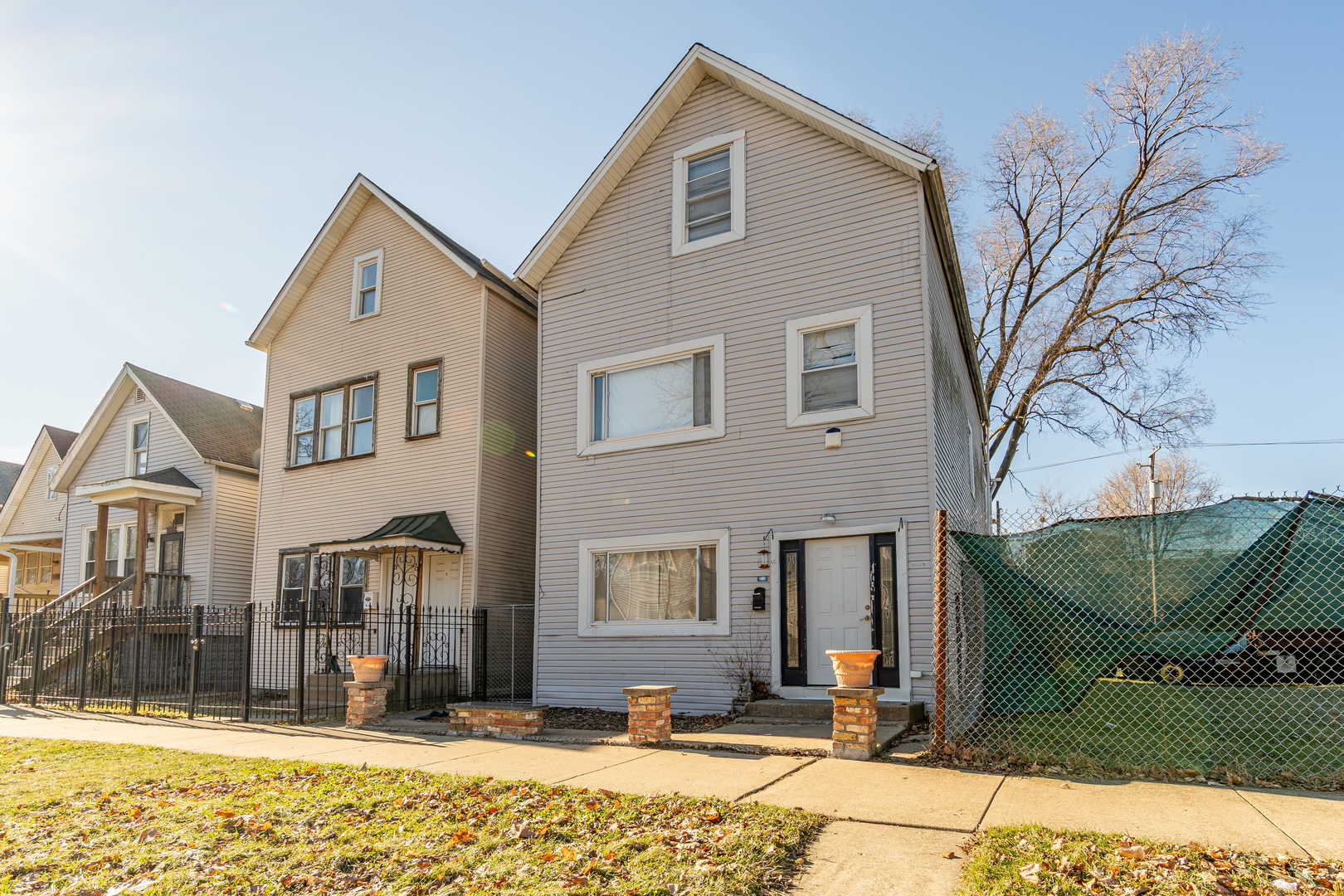 5228 S JUSTINE Street