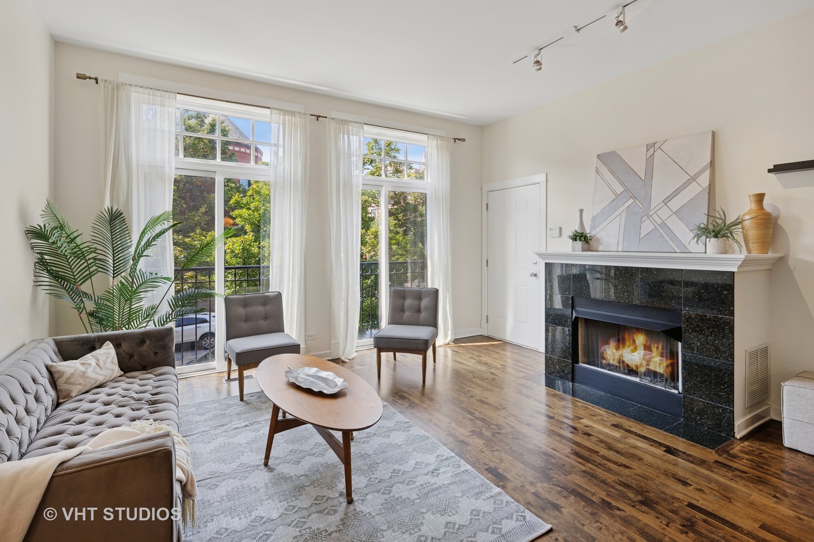 2038 W Warner Avenue 103