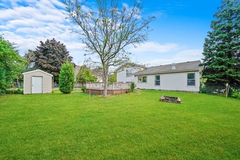 Tiny photo for 304 Sutherland Lane, Bloomingdale, IL 60108 (MLS # 12527069)