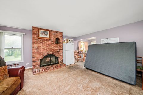 Tiny photo for 304 Sutherland Lane, Bloomingdale, IL 60108 (MLS # 12527069)