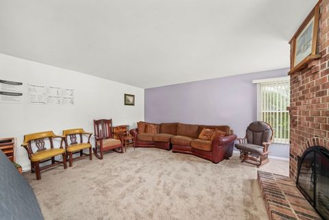 Tiny photo for 304 Sutherland Lane, Bloomingdale, IL 60108 (MLS # 12527069)