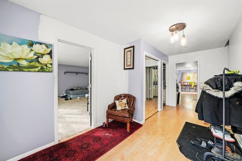 Tiny photo for 304 Sutherland Lane, Bloomingdale, IL 60108 (MLS # 12527069)