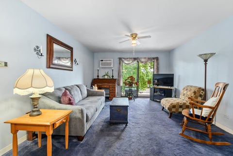 Tiny photo for 6670 S Brainard Avenue #404, Countryside, IL 60525 (MLS # 12699121)