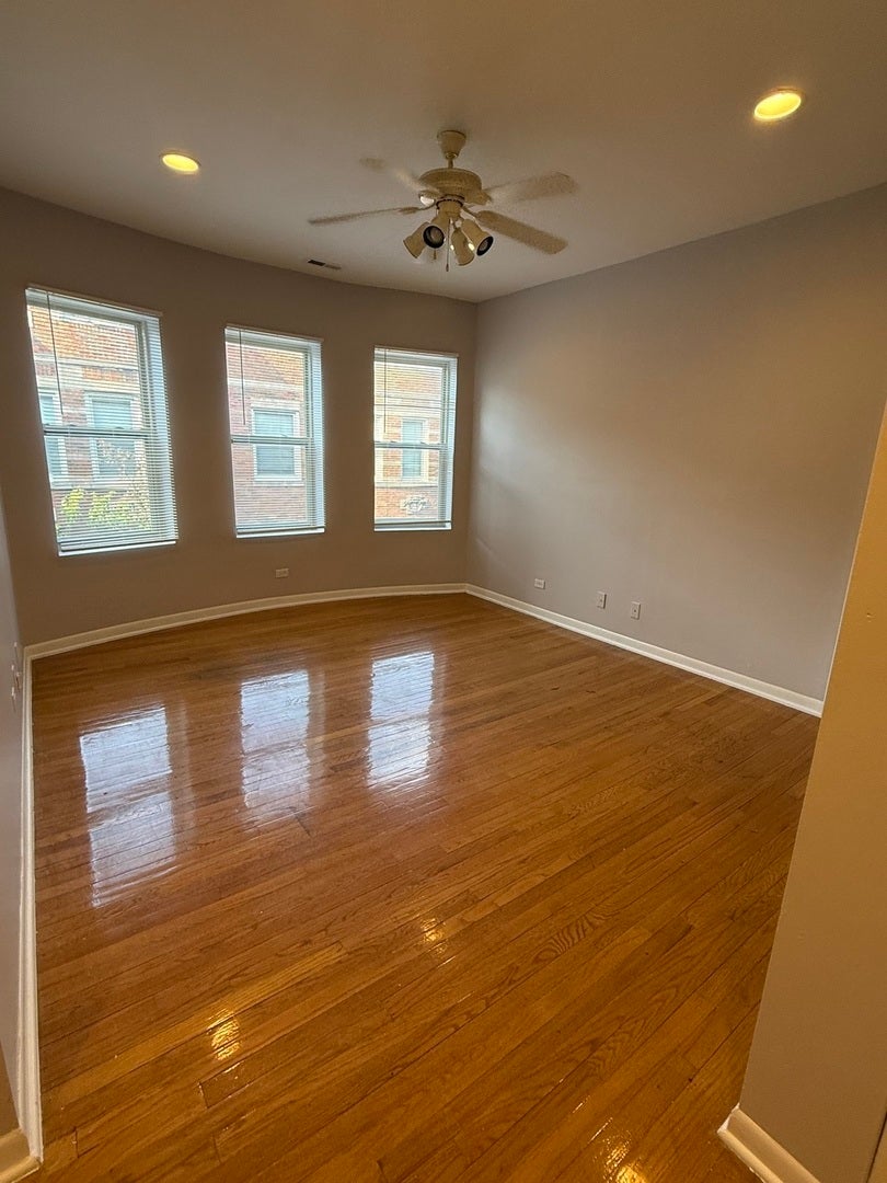 8154 S Drexel Avenue 3E