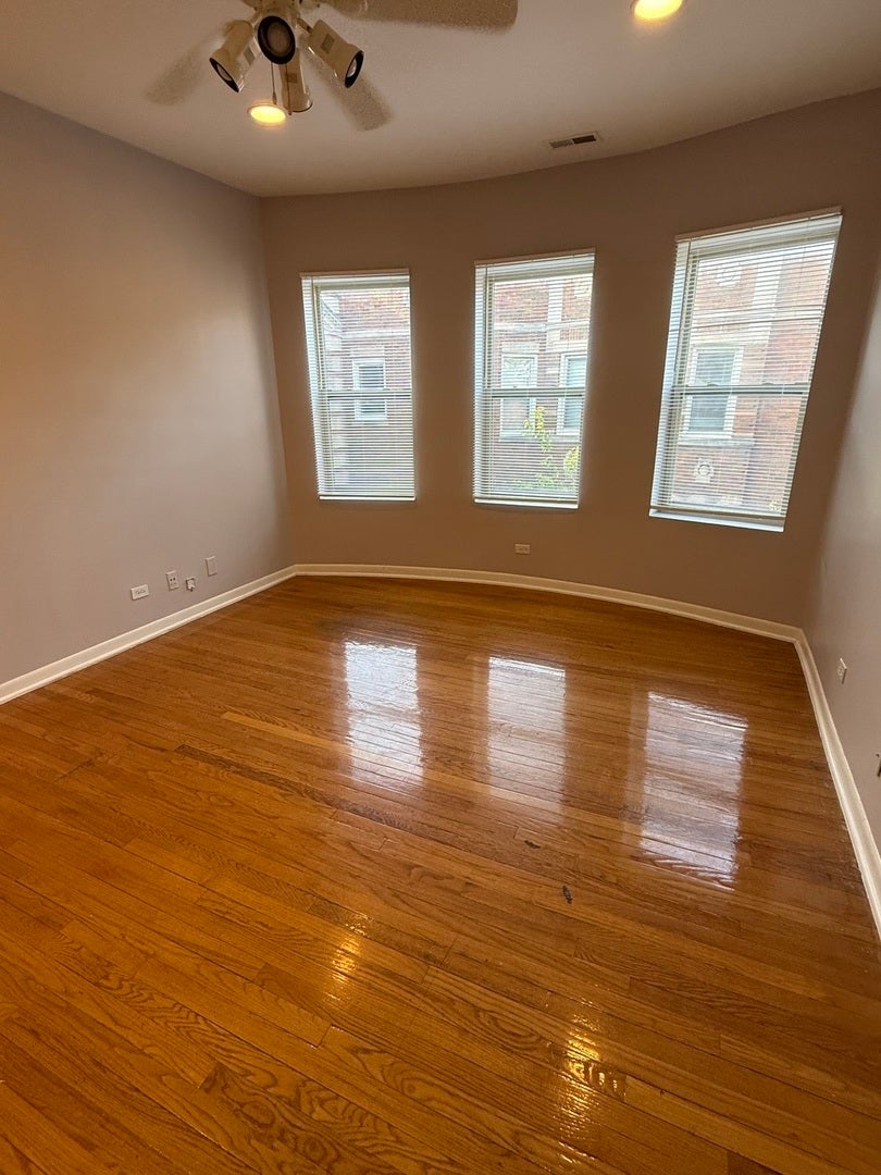8154 S Drexel Avenue 3E