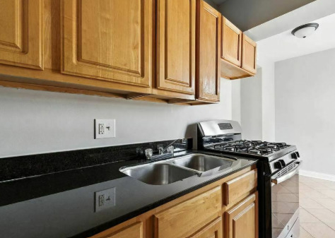 7150-52 S Cornell Avenue