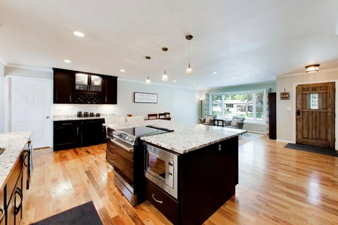 Tiny photo for 1611 N Fernandez Avenue, Arlington Heights, IL 60004 (MLS # 12688448)