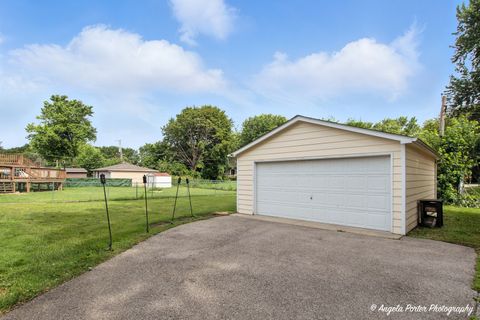 Tiny photo for 4420 Clearview Drive, McHenry, IL 60050 (MLS # 12404591)