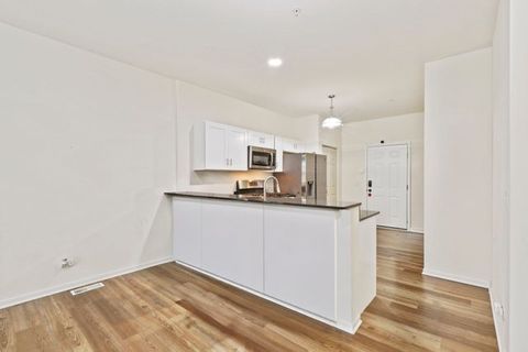 Tiny photo for 1005 Regent Drive, Matteson, IL 60443 (MLS # 12467623)