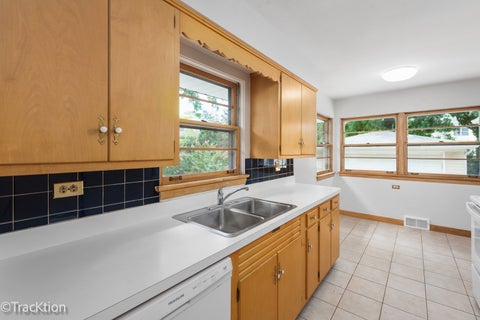 Tiny photo for 310 Merton Avenue, Glen Ellyn, IL 60137 (MLS # 12733490)