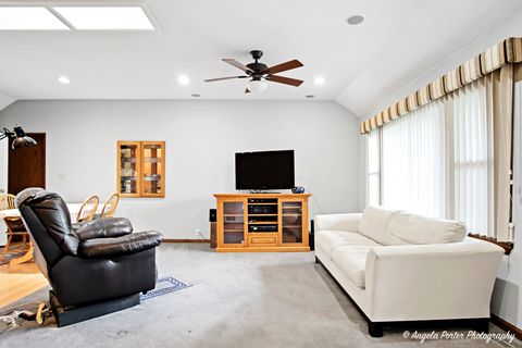 Tiny photo for 5009 Memory Trail, McHenry, IL 60051 (MLS # 12503211)