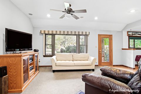 Tiny photo for 5009 Memory Trail, McHenry, IL 60051 (MLS # 12503211)