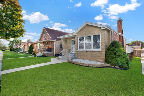 Tiny photo for 8232 S Sacramento Avenue, Chicago, IL 60652 (MLS # 12506810)