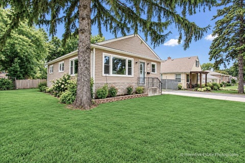 Tiny photo for 224 S Harvard Avenue, Addison, IL 60101 (MLS # 12762736)