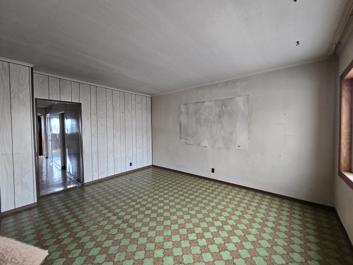 3720 S Hermitage Avenue