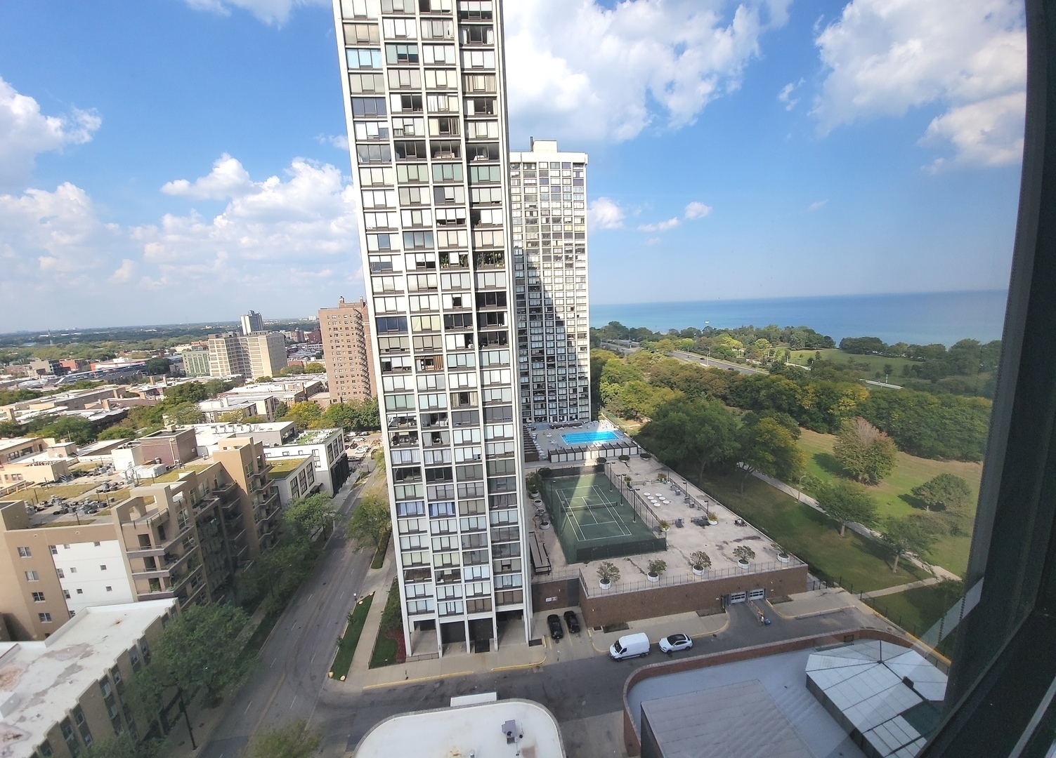 5415 N SHERIDAN Road 2009