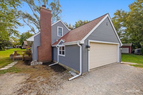 A home in West Chicago