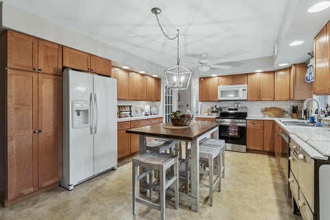 Tiny photo for 1006 MAITLAND Drive, Lockport, IL 60441 (MLS # 12759966)