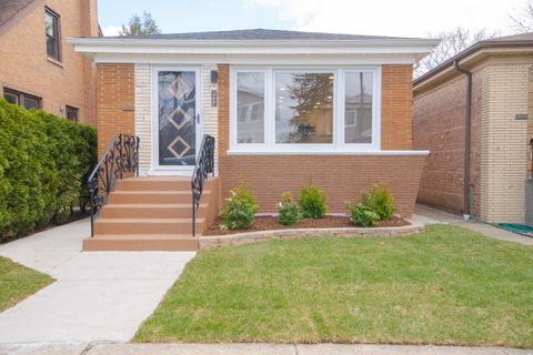 6933 W Berwyn Avenue Chicago IL 60656