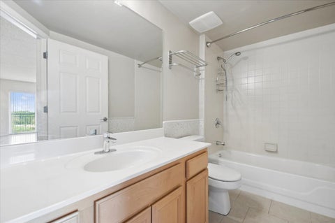 Tiny photo for 5555 N CUMBERLAND Avenue #710, Chicago, IL 60656 (MLS # 12706493)