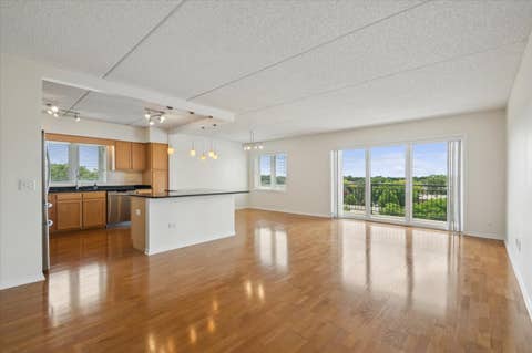 Tiny photo for 5555 N CUMBERLAND Avenue #710, Chicago, IL 60656 (MLS # 12706493)