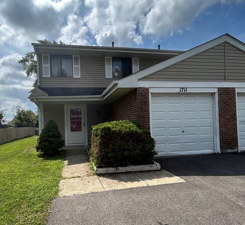 1711 Fulton Lane Hanover Park IL 60133