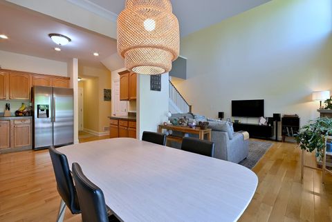 Tiny photo for 967 Oak Ridge Boulevard, Elgin, IL 60120 (MLS # 12629262)
