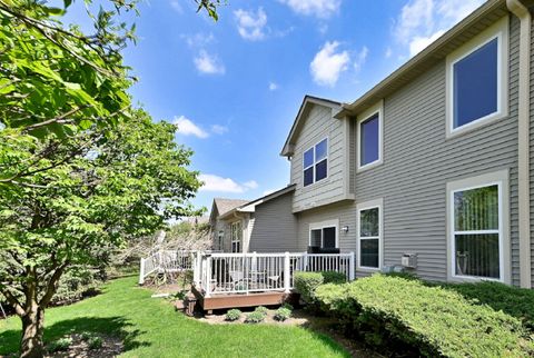 Tiny photo for 967 Oak Ridge Boulevard, Elgin, IL 60120 (MLS # 12629262)