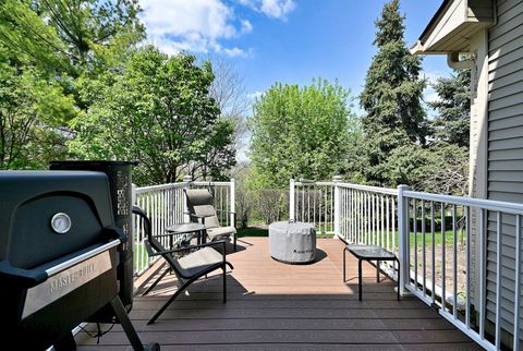 Tiny photo for 967 Oak Ridge Boulevard, Elgin, IL 60120 (MLS # 12629262)