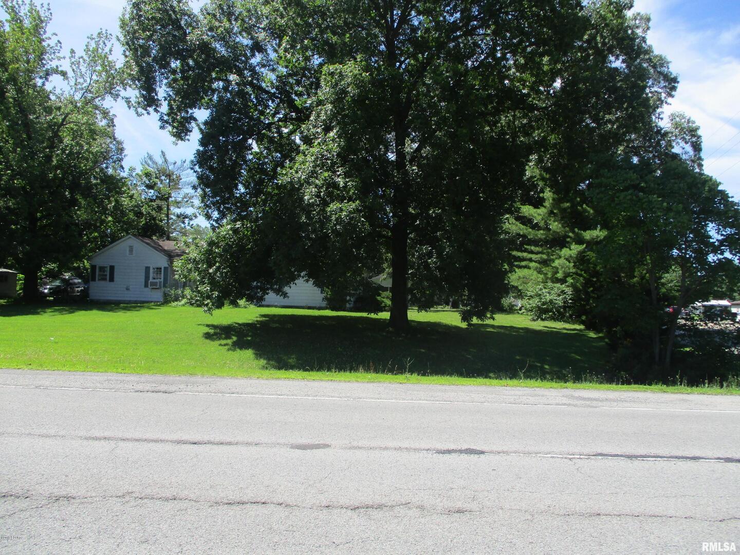 1012 W MAIN Street