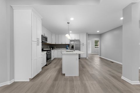 Tiny photo for 556 N Central Avenue, Chicago, IL 60644 (MLS # 12494627)