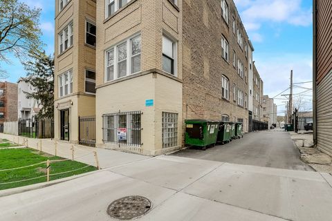 2038 N Spaulding Avenue 5-G Chicago IL 60647