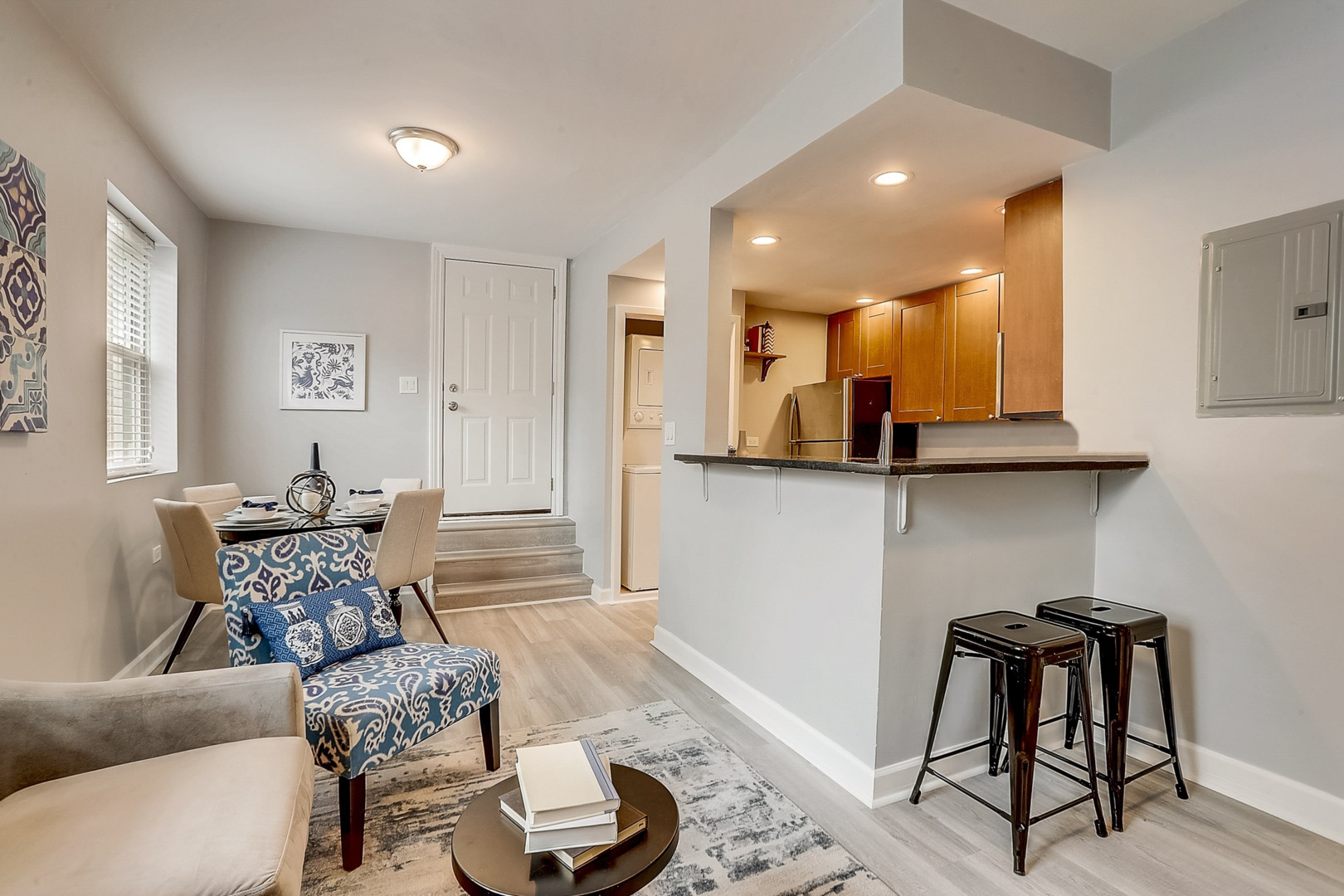 2038 N Spaulding Avenue 5-G