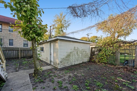 Tiny photo for 909 Wenonah Avenue, Oak Park, IL 60304 (MLS # 12780849)