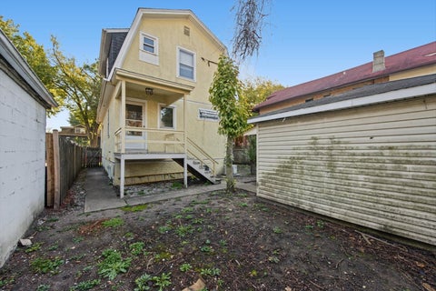 Tiny photo for 909 Wenonah Avenue, Oak Park, IL 60304 (MLS # 12780849)