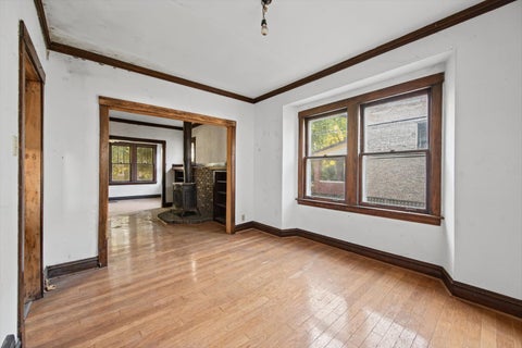 Tiny photo for 909 Wenonah Avenue, Oak Park, IL 60304 (MLS # 12780849)