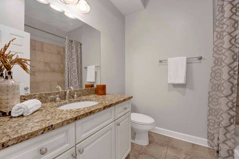 Tiny photo for 1457 W Thome Avenue #2, Chicago, IL 60660 (MLS # 12704268)