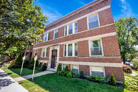 Photo of 1457 W Thome Avenue #2, Chicago, IL 60660 (MLS # 12704268)