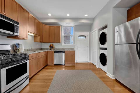 Tiny photo for 1457 W Thome Avenue #2, Chicago, IL 60660 (MLS # 12704268)