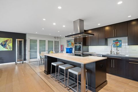 Tiny photo for 1 Oak Brook Club Drive #A301, Oak Brook, IL 60523 (MLS # 12471029)