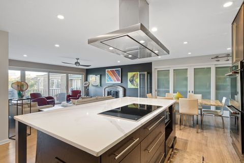 Tiny photo for 1 Oak Brook Club Drive #A301, Oak Brook, IL 60523 (MLS # 12471029)