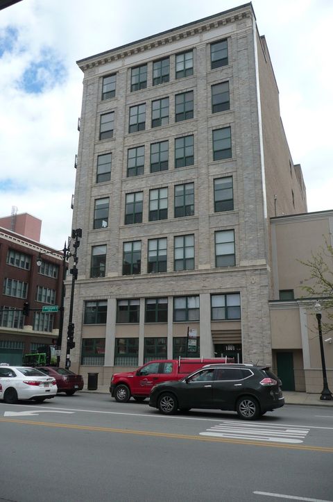1801 S Michigan Avenue 306 Chicago IL 60616