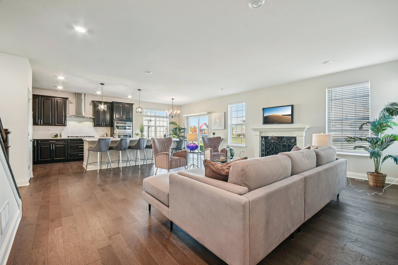 25504 W Rocky Creek Road