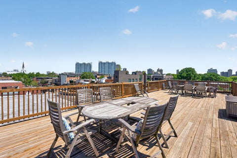 Tiny photo for 820 W Webster Avenue #2W, Chicago, IL 60614 (MLS # 12672735)
