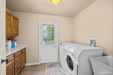 Tiny photo for 440 Cranesbill Drive, West Chicago, IL 60185 (MLS # 12461148)