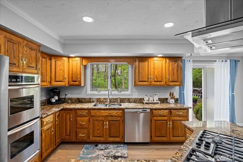 Tiny photo for 440 Cranesbill Drive, West Chicago, IL 60185 (MLS # 12461148)