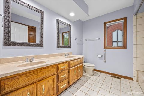 Tiny photo for 440 Cranesbill Drive, West Chicago, IL 60185 (MLS # 12461148)
